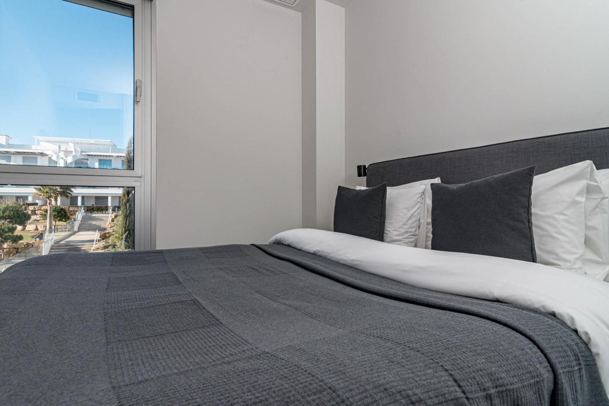Lm322b- Newly Built With Sea Views Appartement *
