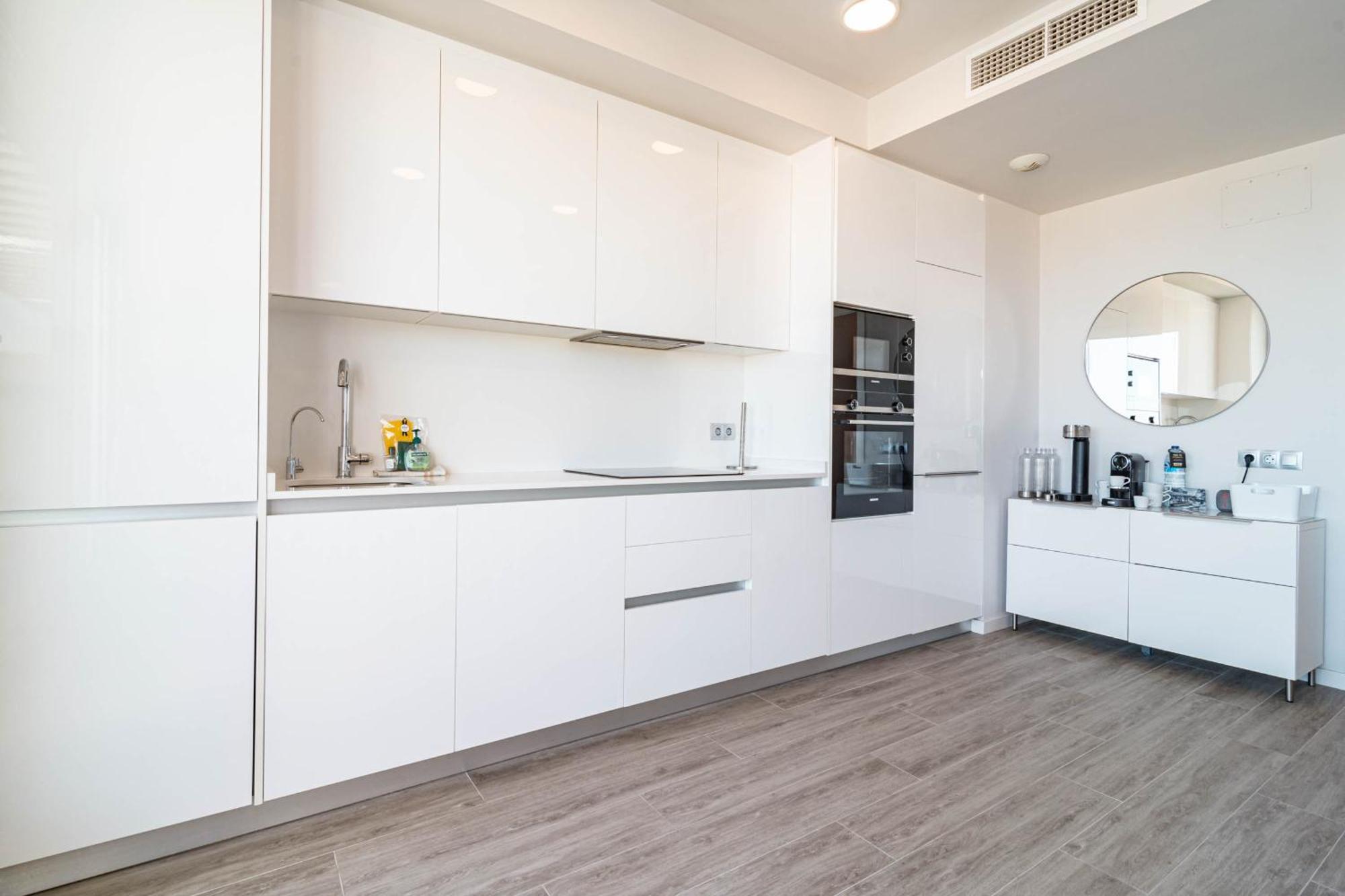 Lm322b- Newly Built With Sea Views Estepona